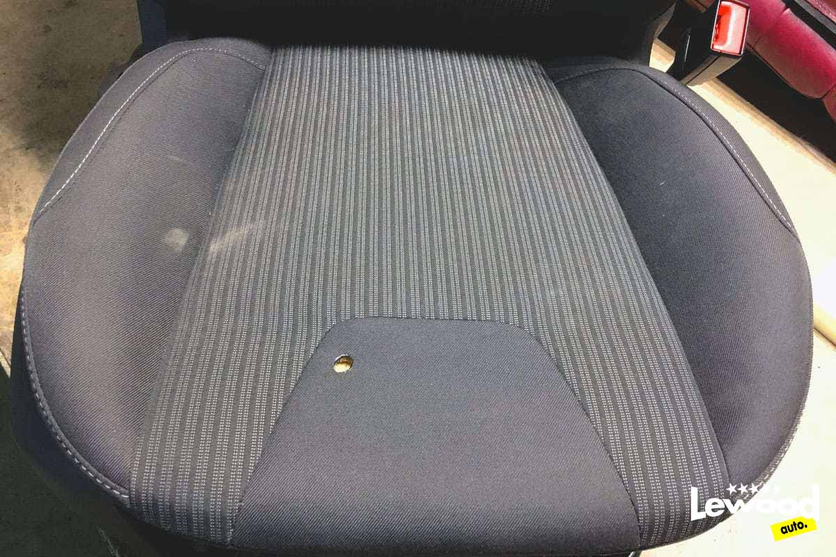 Как заделать прожженный салон автомобиля