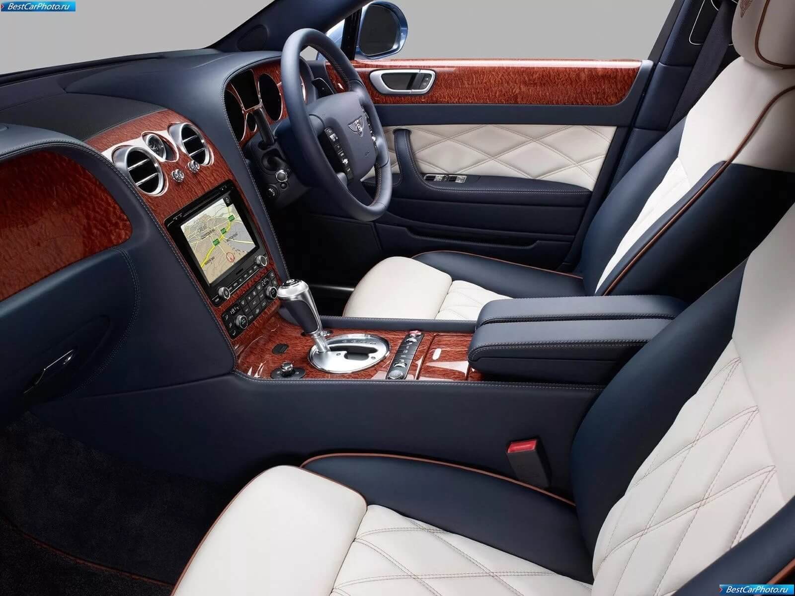 Обшивка салона автомобиля: выбор материала и способа