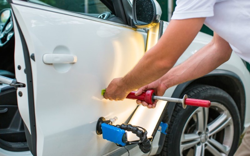 Выправление вмятин на кузове автомобиля без покраски: PDR